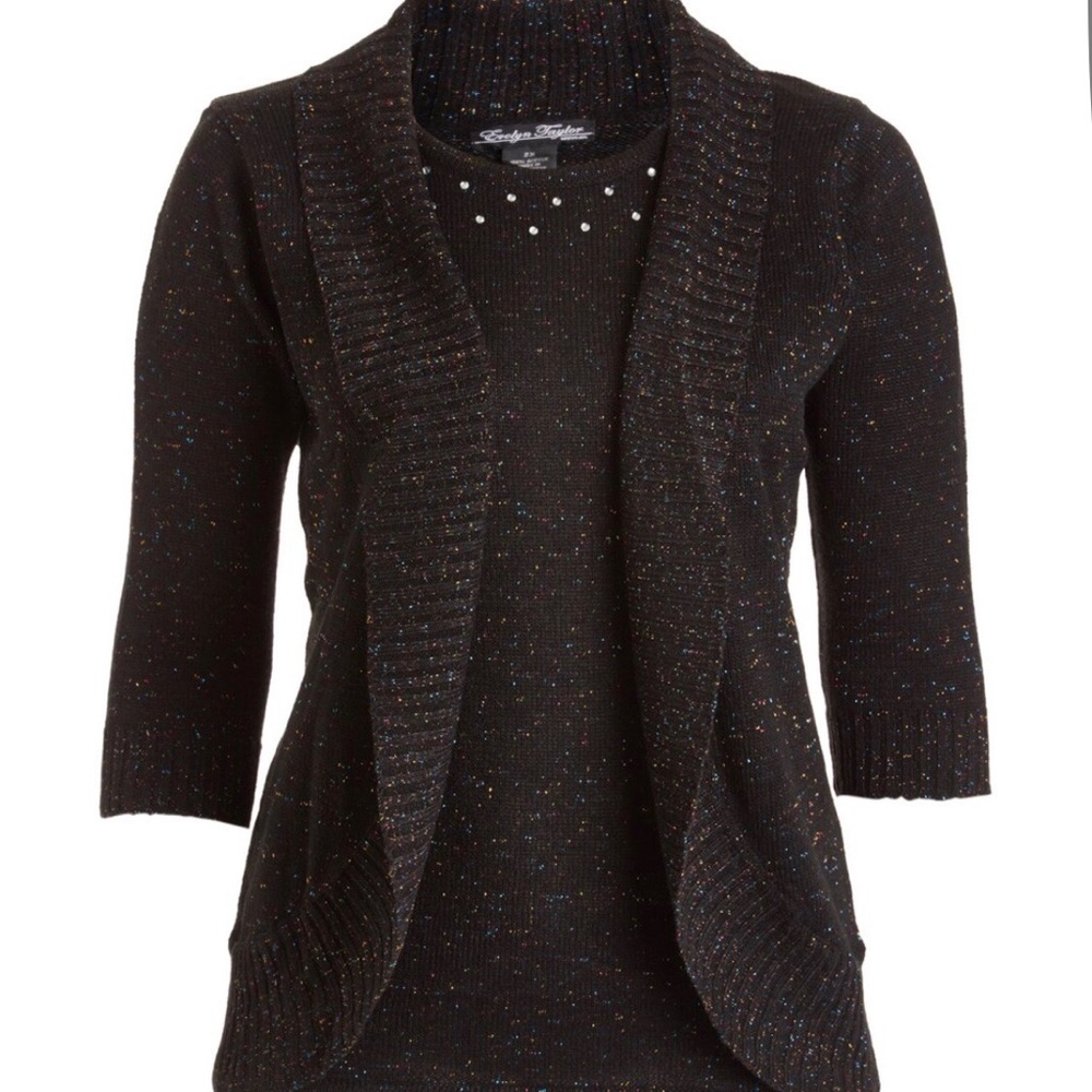 NWT Evelyn Taylor Cardigan